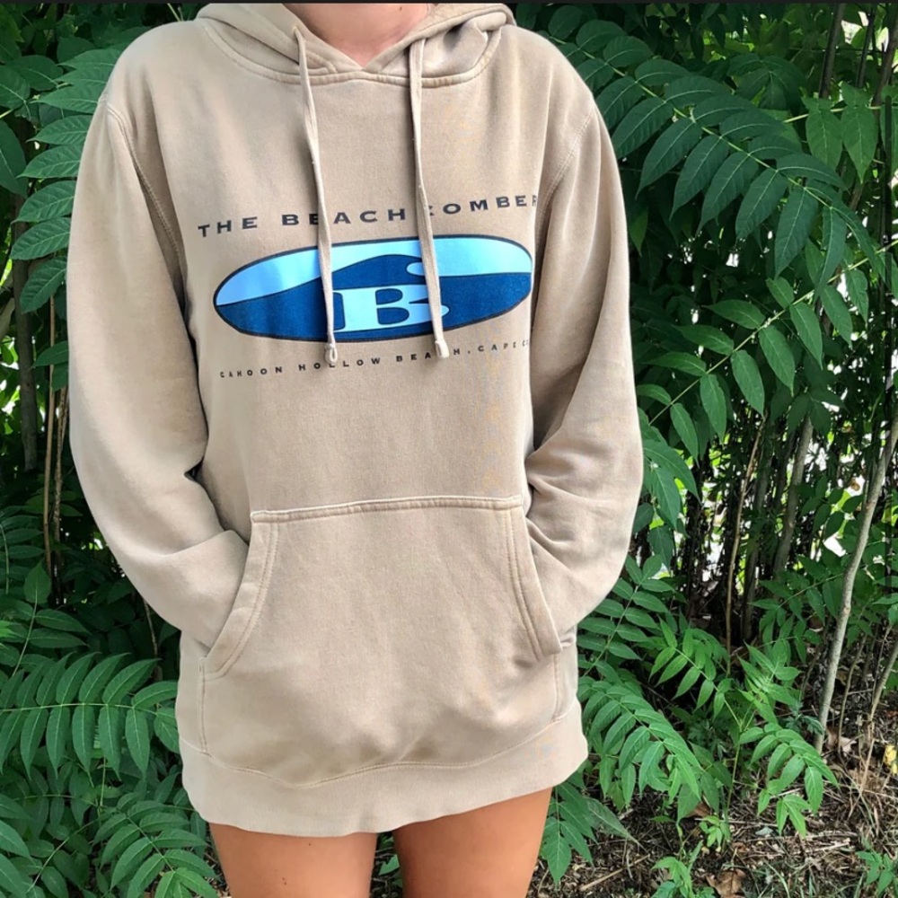 tan welfleet beachcomber sweatshirt